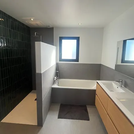 Vila Maison Lumineuse Piscine Chauffee Pres De Biarritz