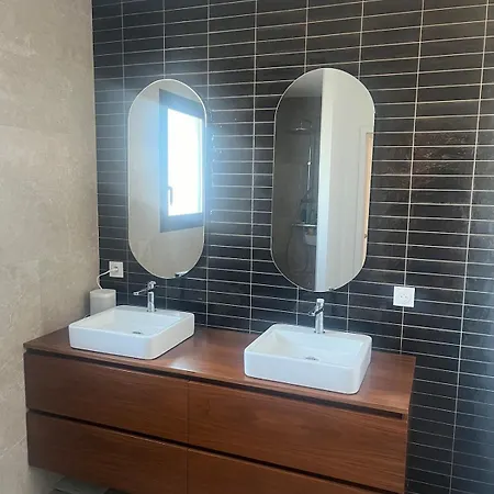 Maison Lumineuse Piscine Chauffee Pres De Biarritz Villa Arcangues